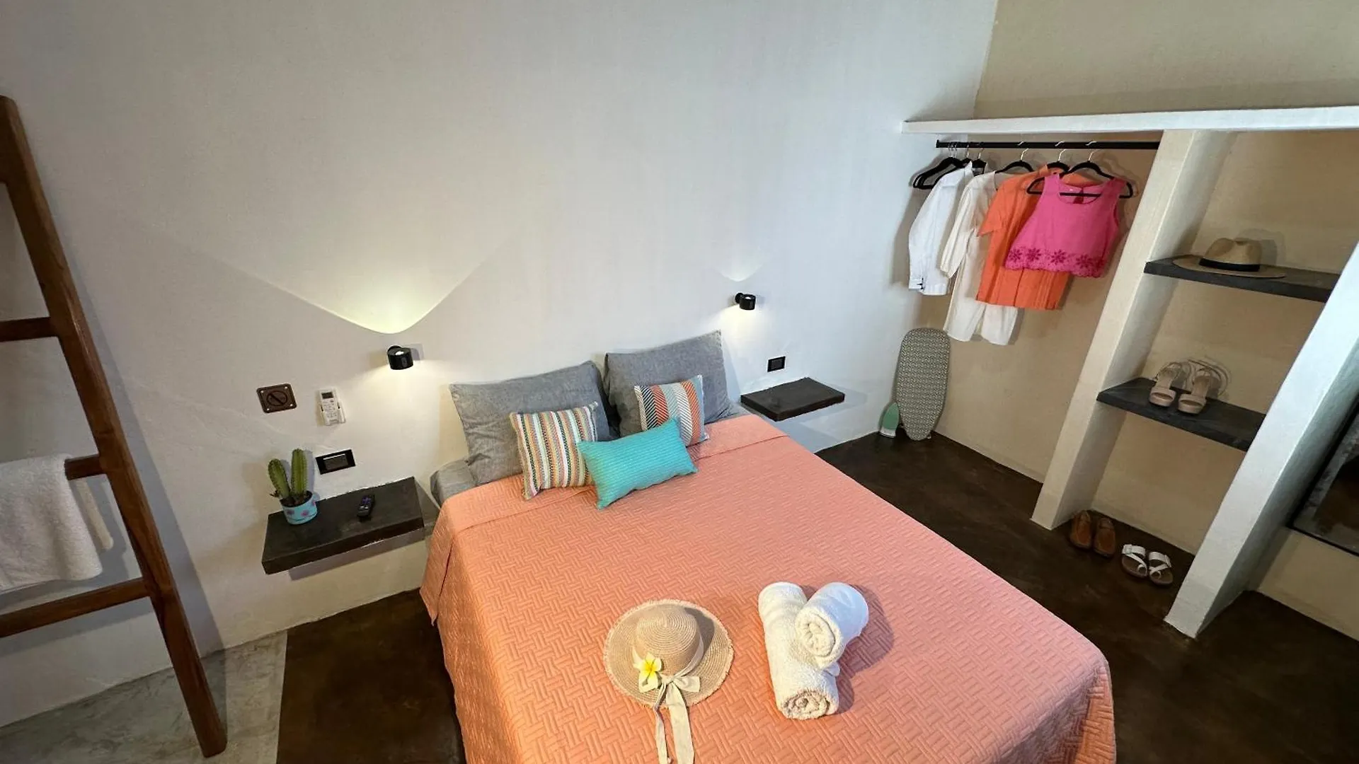 Rae4Sesenta Apts Merida Apartment